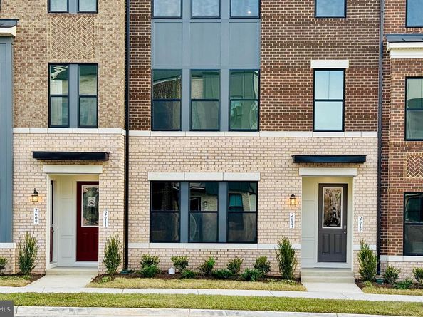 2613 River Birch Road, Herndon VA 20171