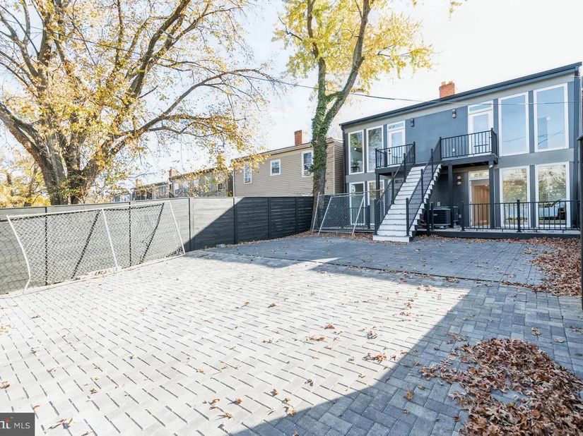 1352 Bryant Street NE P2, Washington DC 20018