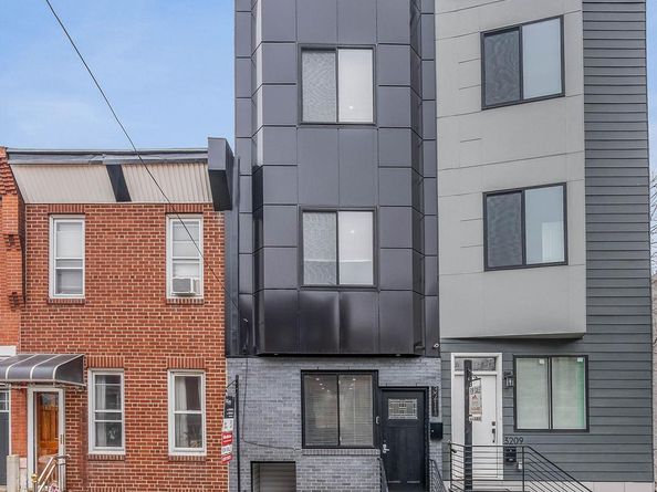 3211 Latona Street, Philadelphia PA 19146