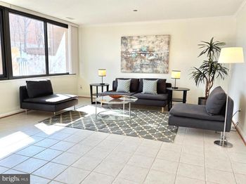 3713 S George Mason Drive