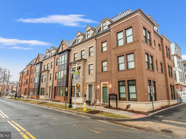 107 N West, Alexandria VA 22314