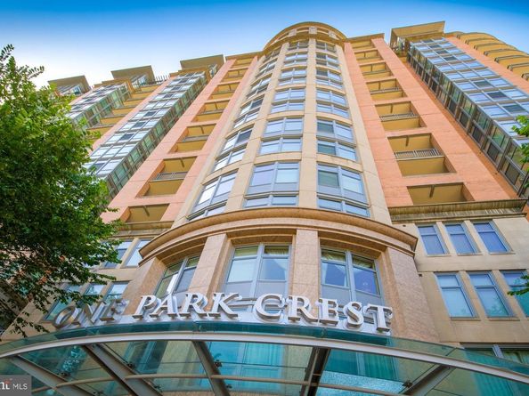 8220 Crestwood Heights Drive 1215, Mclean VA 22102