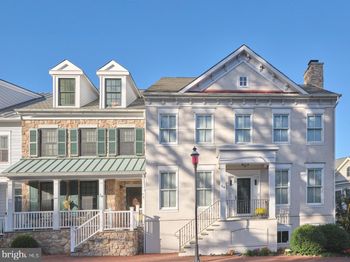 36 W Mechanic Street