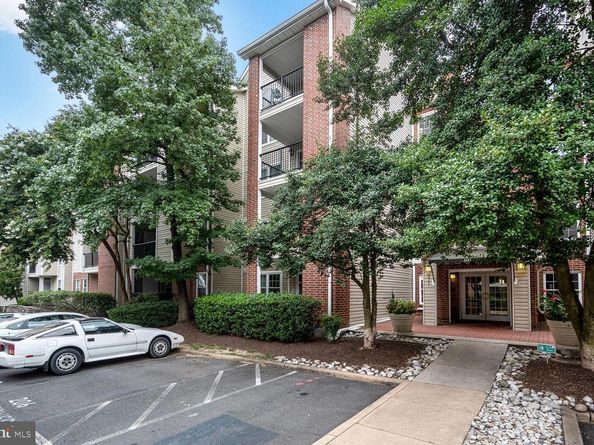 3311 Wyndham Circle 1193, Alexandria VA 22302