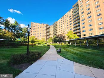 4201 Cathedral Avenue NW