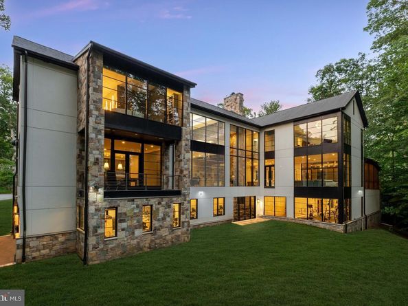 3 Bay Tree Lane, Bethesda MD 20816