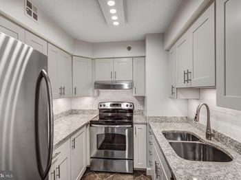 1301 N Courthouse Road