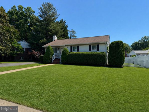 3223 Holly Hill Drive, Falls Church VA 22042