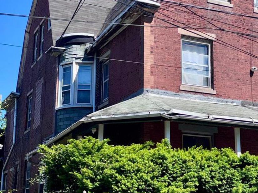 71 E Penn Street, Philadelphia PA 19144