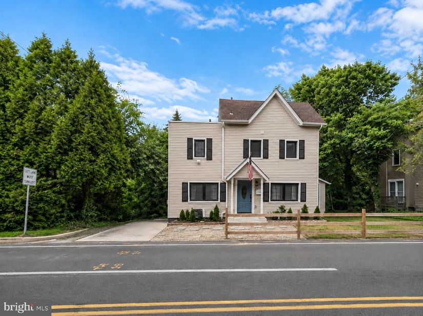 2549 W Church Road, Glenside PA 19038