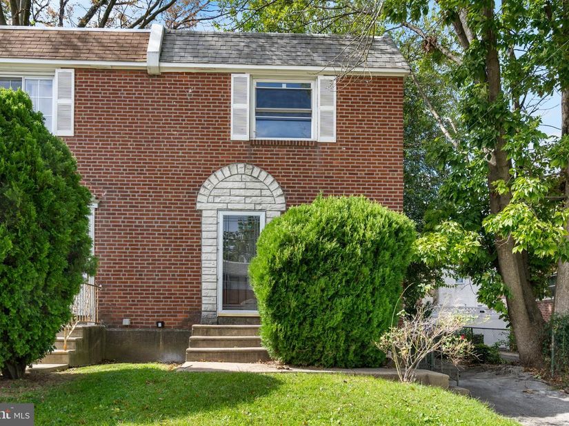 112 Felton Avenue, Darby PA 19023