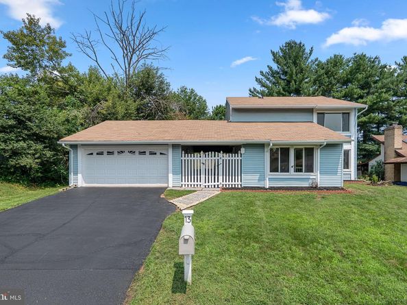 13 Wrightwood Place, Sterling VA 20164