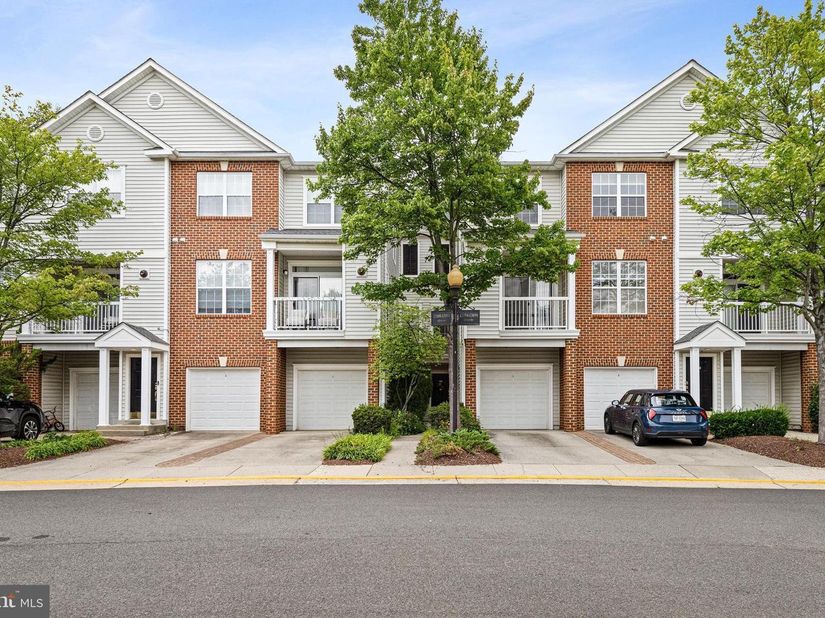 13096 Marcey Creek Road, Herndon VA 20171