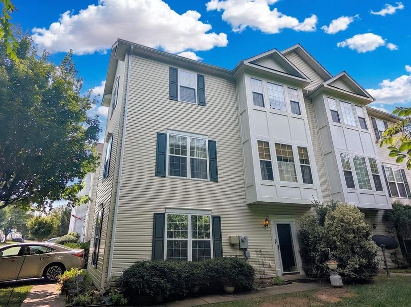 13407 Cleeve Hill Court, Herndon VA 20171