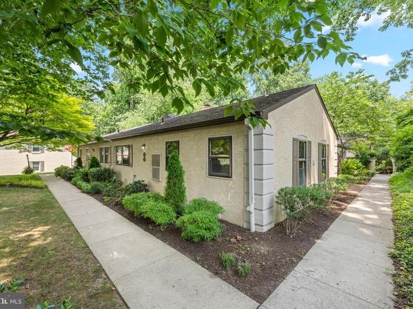 21 Summit, Bryn Mawr PA 19010