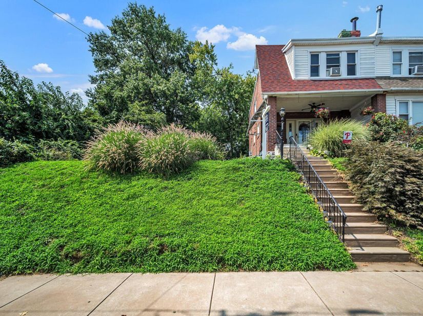 7324 Rockwell Avenue, Philadelphia PA 19111