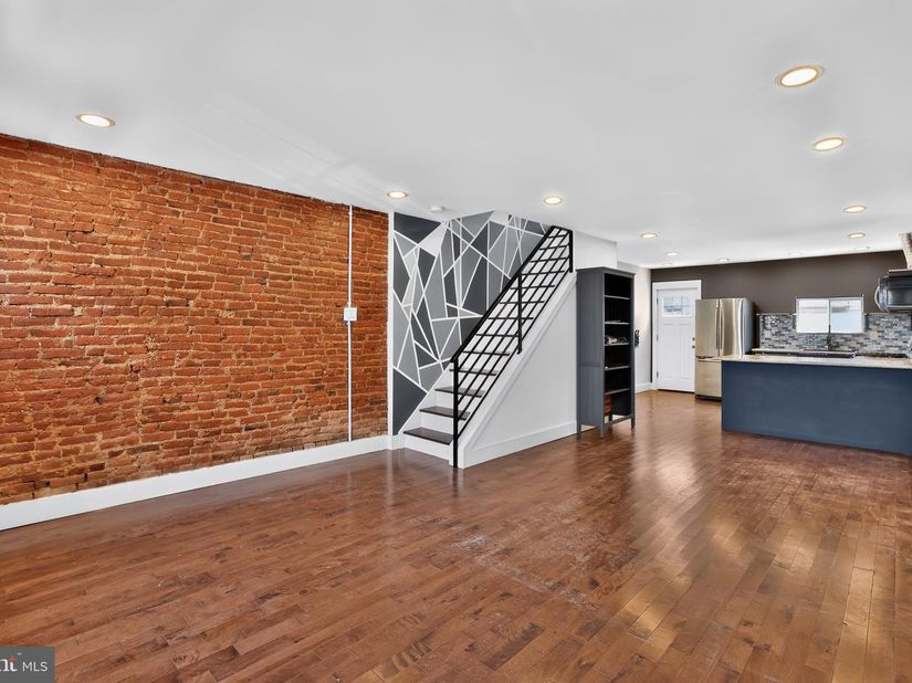 1913 N Mutter Street, Philadelphia PA 19122