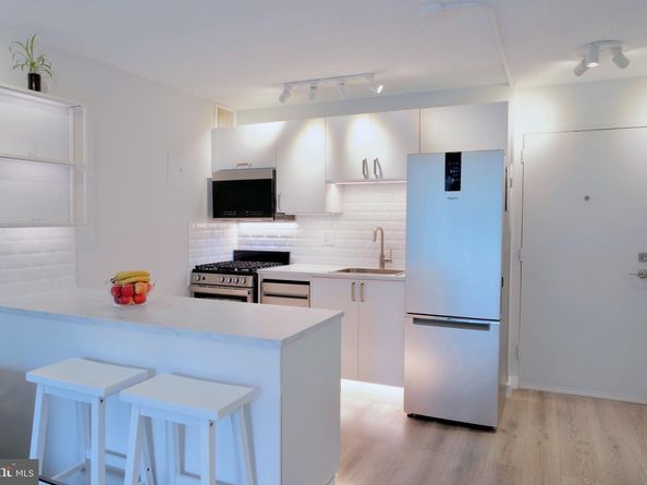 2500 N Van Dorn Street 320, Alexandria VA 22302