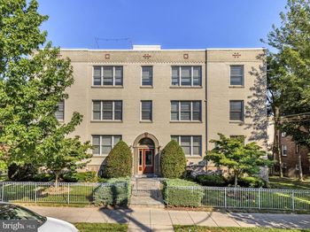 5040 1st Street NW