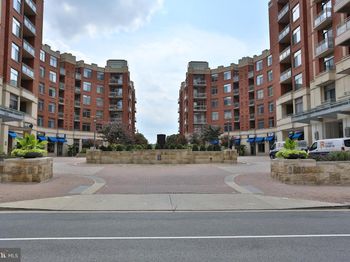 3600 S Glebe Road