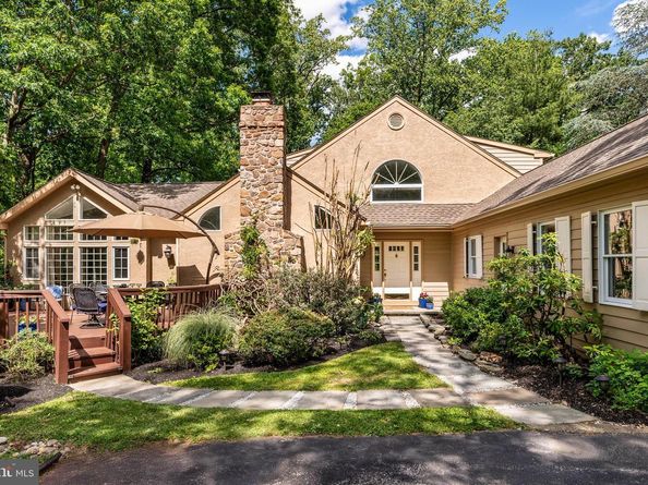 406 Brighton Circle, Devon PA 19333