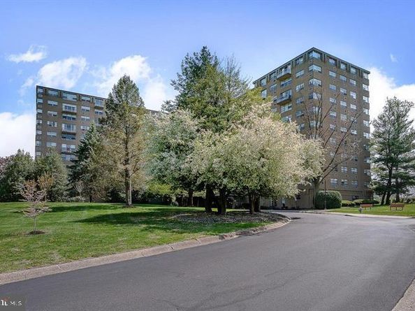 1030 Lancaster 717, Bryn Mawr PA 19010