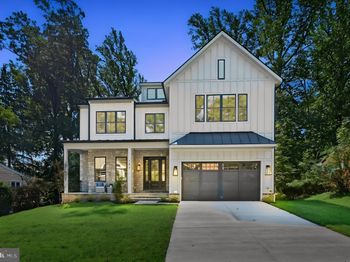 107 Yeonas Drive SE