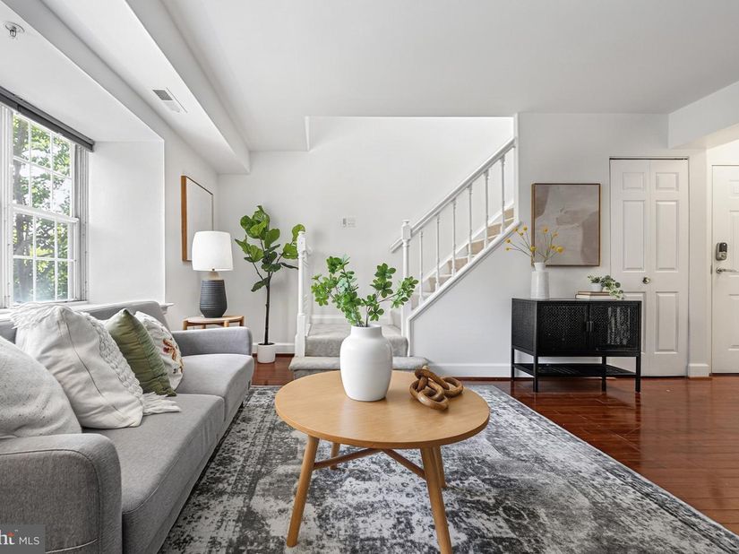 3601 38TH Street NW 303, Washington DC 20016