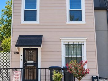726 Columbia Road NW