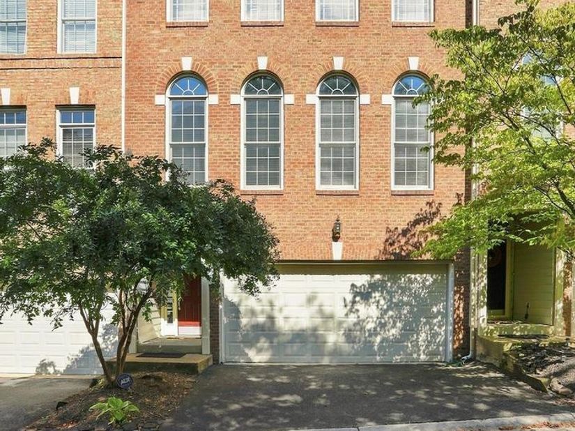 5420 Chieftain Circle, Alexandria VA 22312