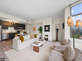460 New York NW