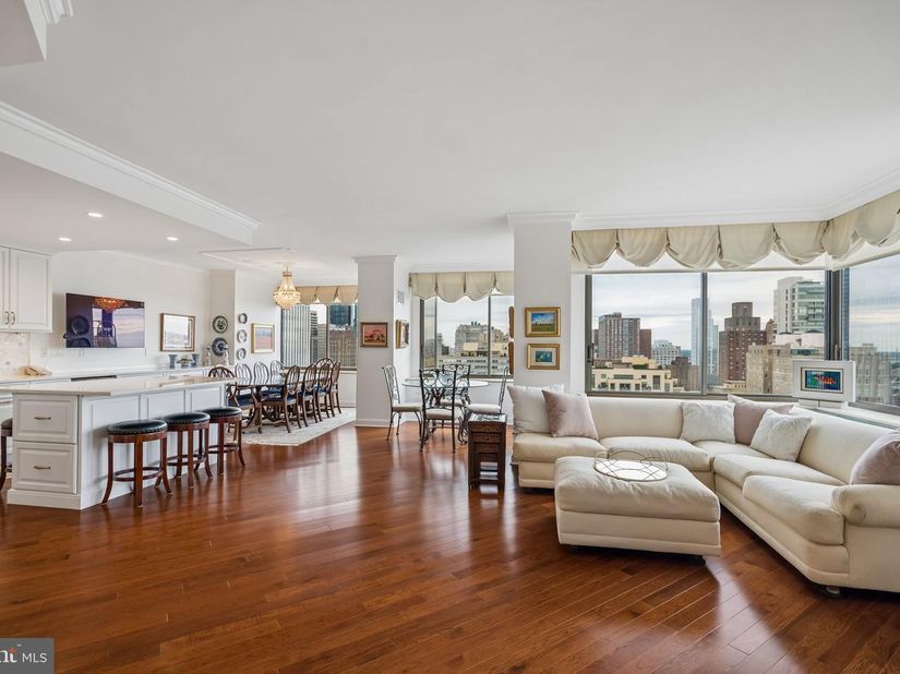 202 W Rittenhouse Square 2506, Philadelphia PA 19103