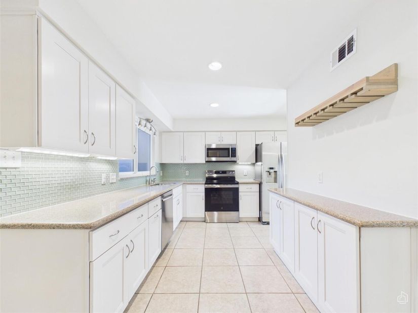 1707 Timberwood DR, Austin TX 78741