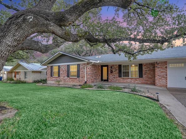 3921 Greystone DR, Austin TX 78731