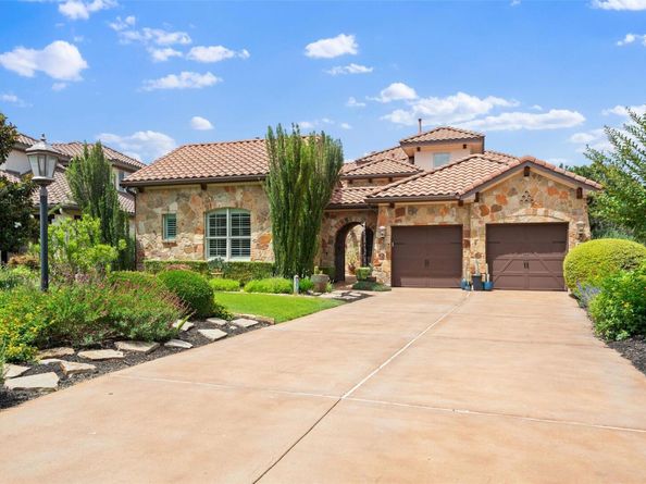 121 Feritti DR, Lakeway TX 78734