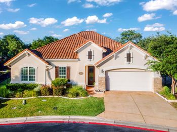 9017 Villa Norte DR