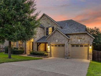 321 Angus DR