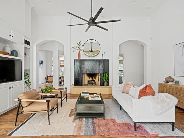 6628 Dogwood Creek DR, Austin TX 78746