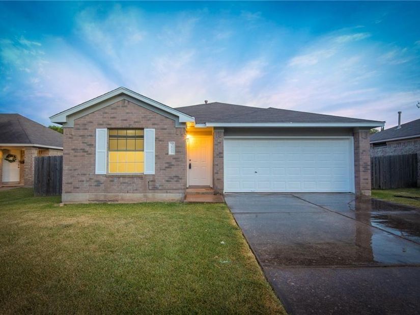 3611 Walleye WAY, Round Rock TX 78665