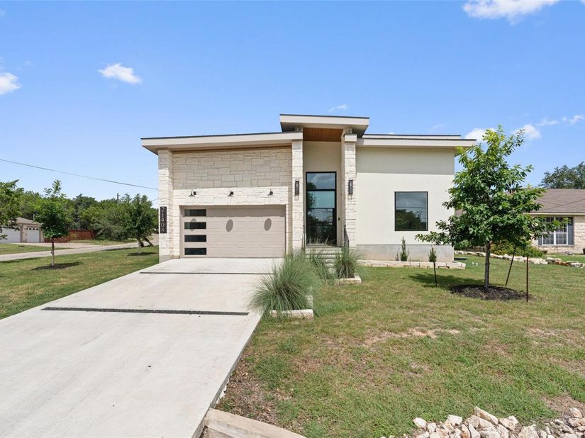 21408 Lakefront DR, Lago Vista TX 78645