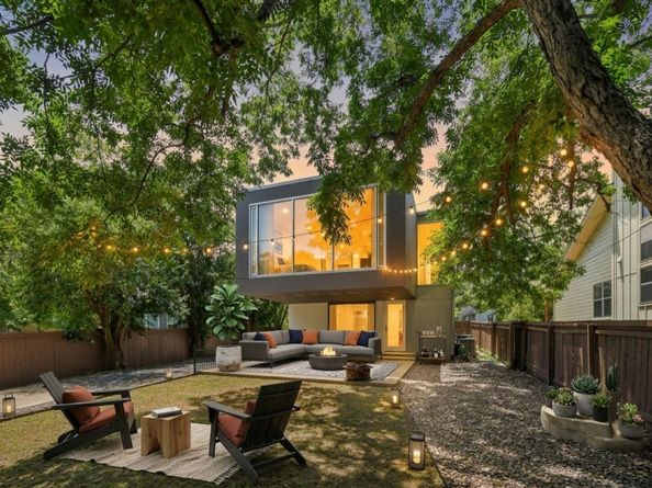 208 Lessin LN, Austin TX 78704