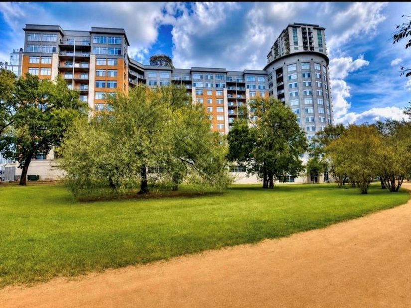 54 Rainey ST 608, Austin TX 78701