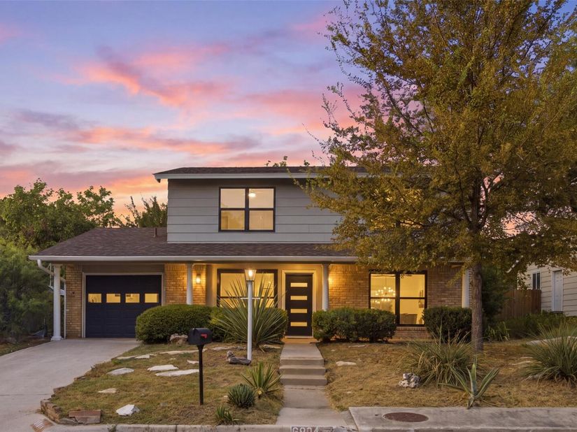 6904 Langston DR, Austin TX 78723