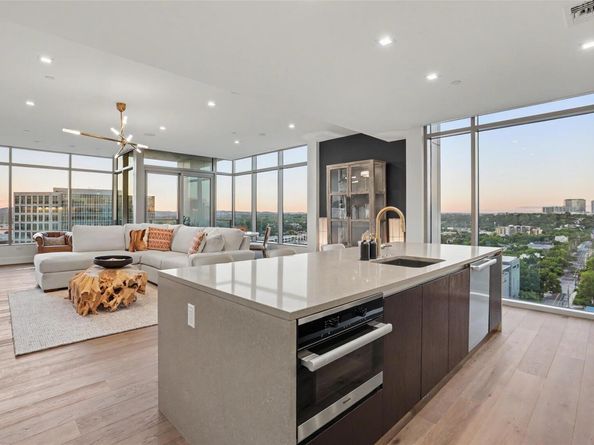 501 West Ave 1604, Austin TX 78701