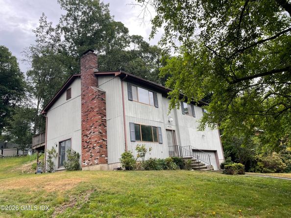 21 Windsor Lane, Cos Cob CT 06807