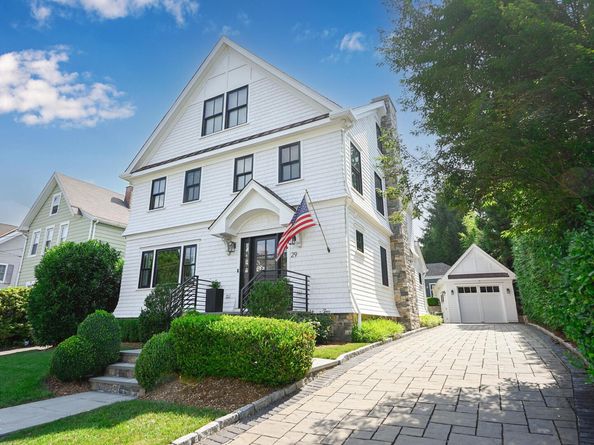 29 Orchard Place, Greenwich CT 06830