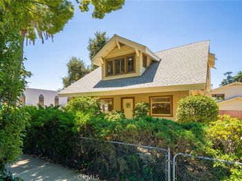 2382 Bonita Avenue