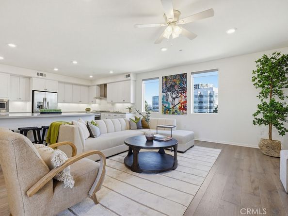 130 Tribeca, Irvine CA 92612