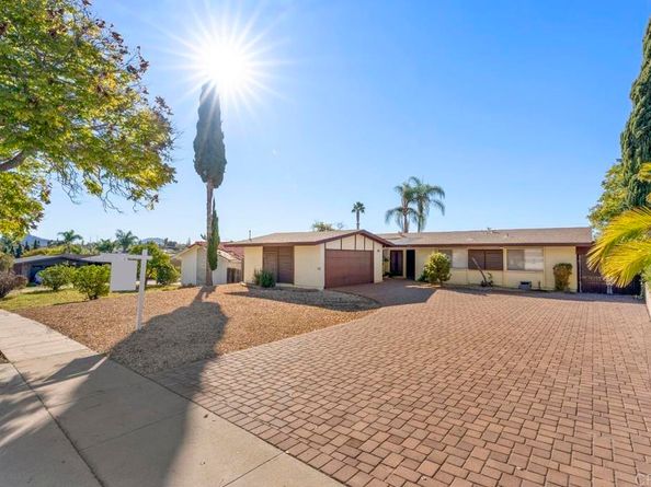 6852 Jackson, San Diego CA 92119