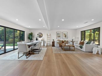 5777 Desert View Drive